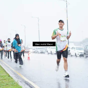 Runner Photo 7667032