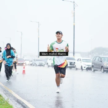 Runner Photo 7667036