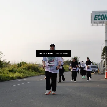 Runner Photo 7667044