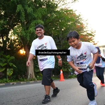 Runner Photo 7667045