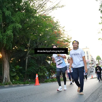 Runner Photo 7667053