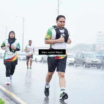 Runner Photo 7667064