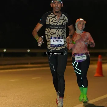 Runner Photo 7667073