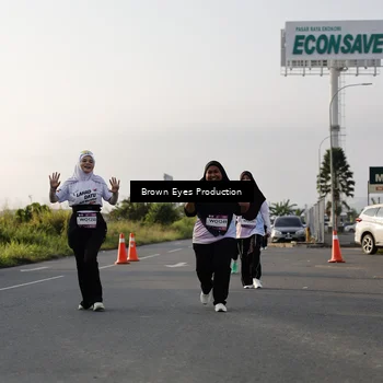 Runner Photo 7667080