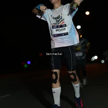 Runner Photo 7667082