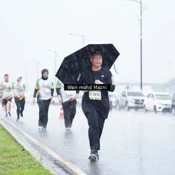 Runner Photo 7667083