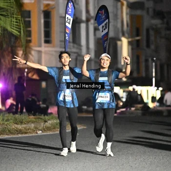 Runner Photo 7667088