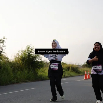 Runner Photo 7667092