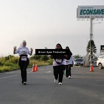 Runner Photo 7667098