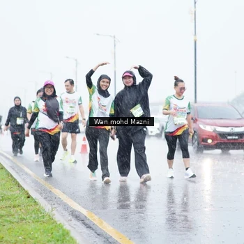 Runner Photo 7667113
