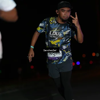 Runner Photo 7667114