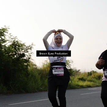 Runner Photo 7667119