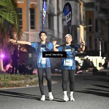 Runner Photo 7667151