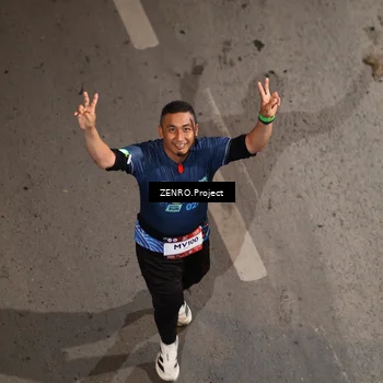 Runner Photo 7667167
