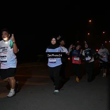 Runner Photo 7667169