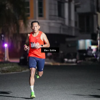 Runner Photo 7667174