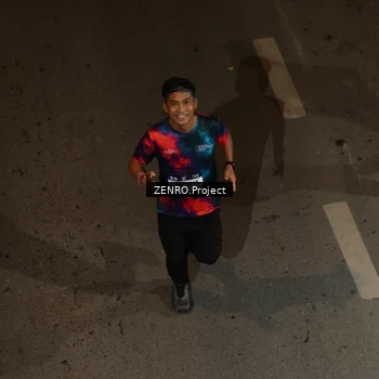 Runner Photo 7667179