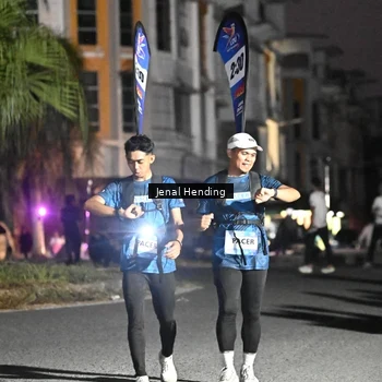 Runner Photo 7667182