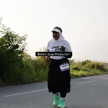 Runner Photo 7667199