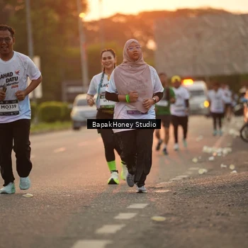 Runner Photo 7667200