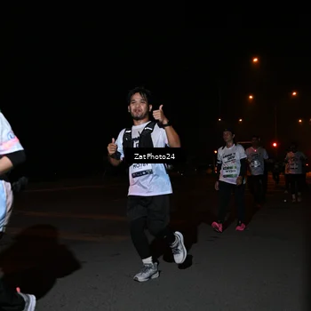 Runner Photo 7667243