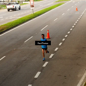 Runner Photo 7667250