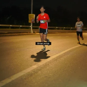 Runner Photo 7667256
