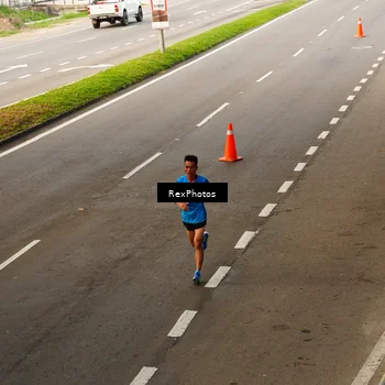 Runner Photo 7667270