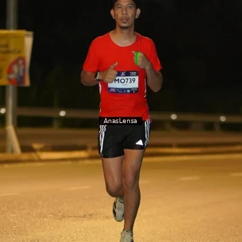 Runner Photo 7667273