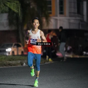 Runner Photo 7667275