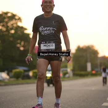 Runner Photo 7667296