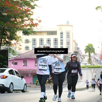 Runner Photo 7667305