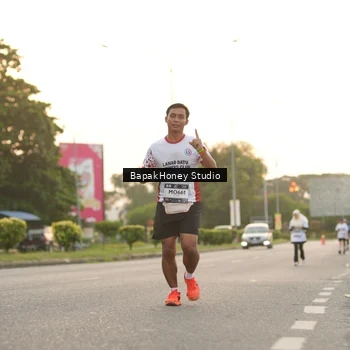 Runner Photo 7667307