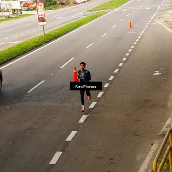 Runner Photo 7667341