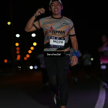 Runner Photo 7667343