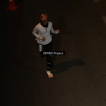Runner Photo 7667352