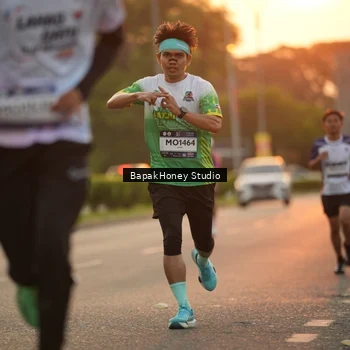 Runner Photo 7667355