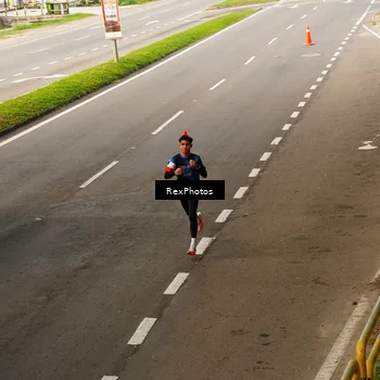 Runner Photo 7667366