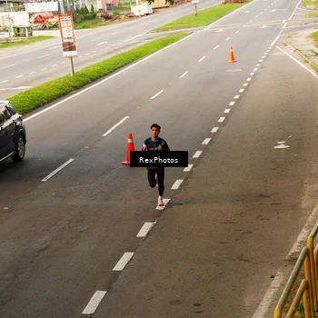 Runner Photo 7667367