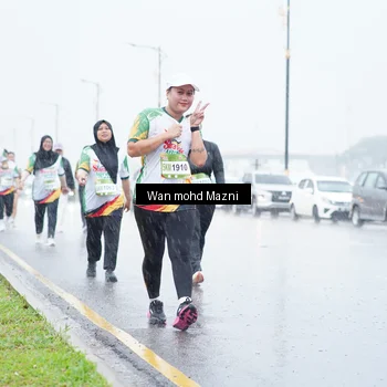 Runner Photo 7667375