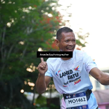 Runner Photo 7667377
