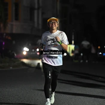 Runner Photo 7667380