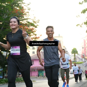 Runner Photo 7667390