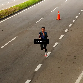 Runner Photo 7667395