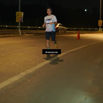 Runner Photo 7667402