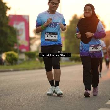 Runner Photo 7667403