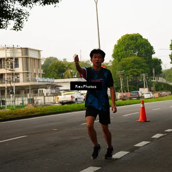 Runner Photo 7667412