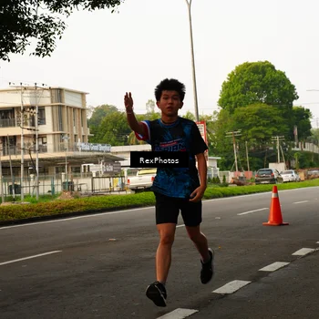 Runner Photo 7667426