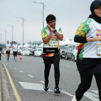 Runner Photo 7667442