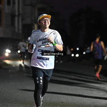 Runner Photo 7667447